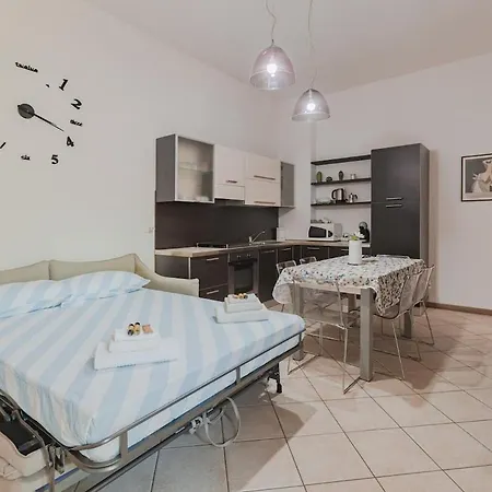 Fibra Wifi Tram Cozy Триест